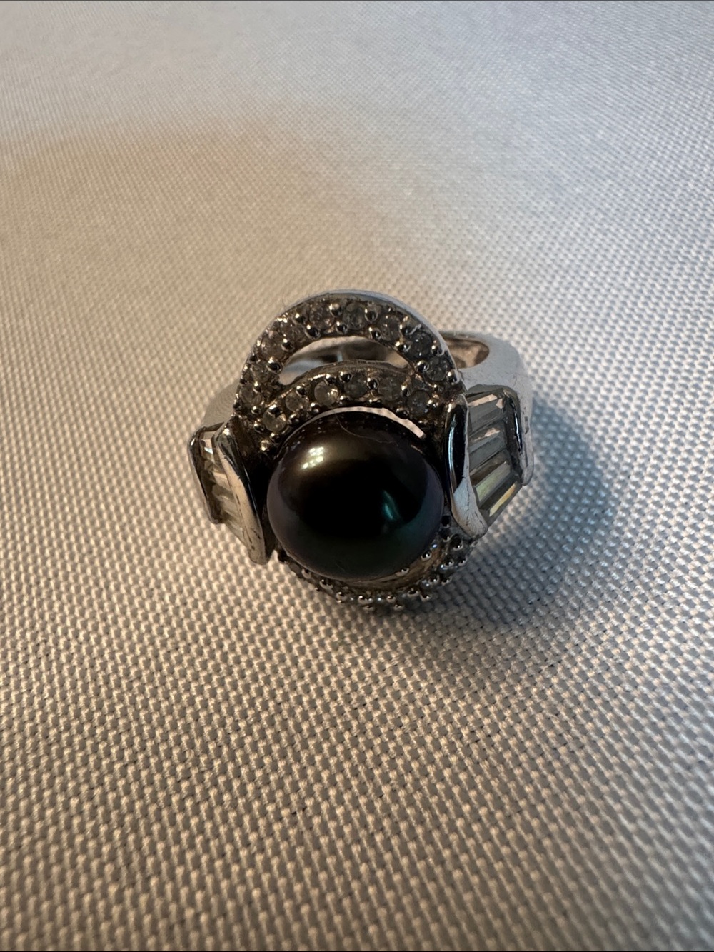 Sterling Silver Black Pearl Cocktail Ring - Elegant Women's Jewelry